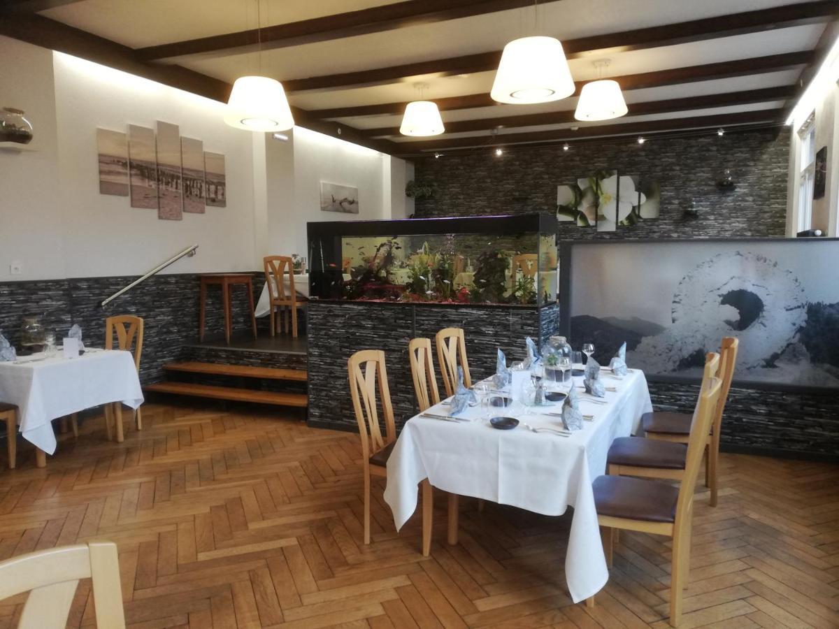 Hotel Restaurant Le Moschenross Thann Exteriér fotografie